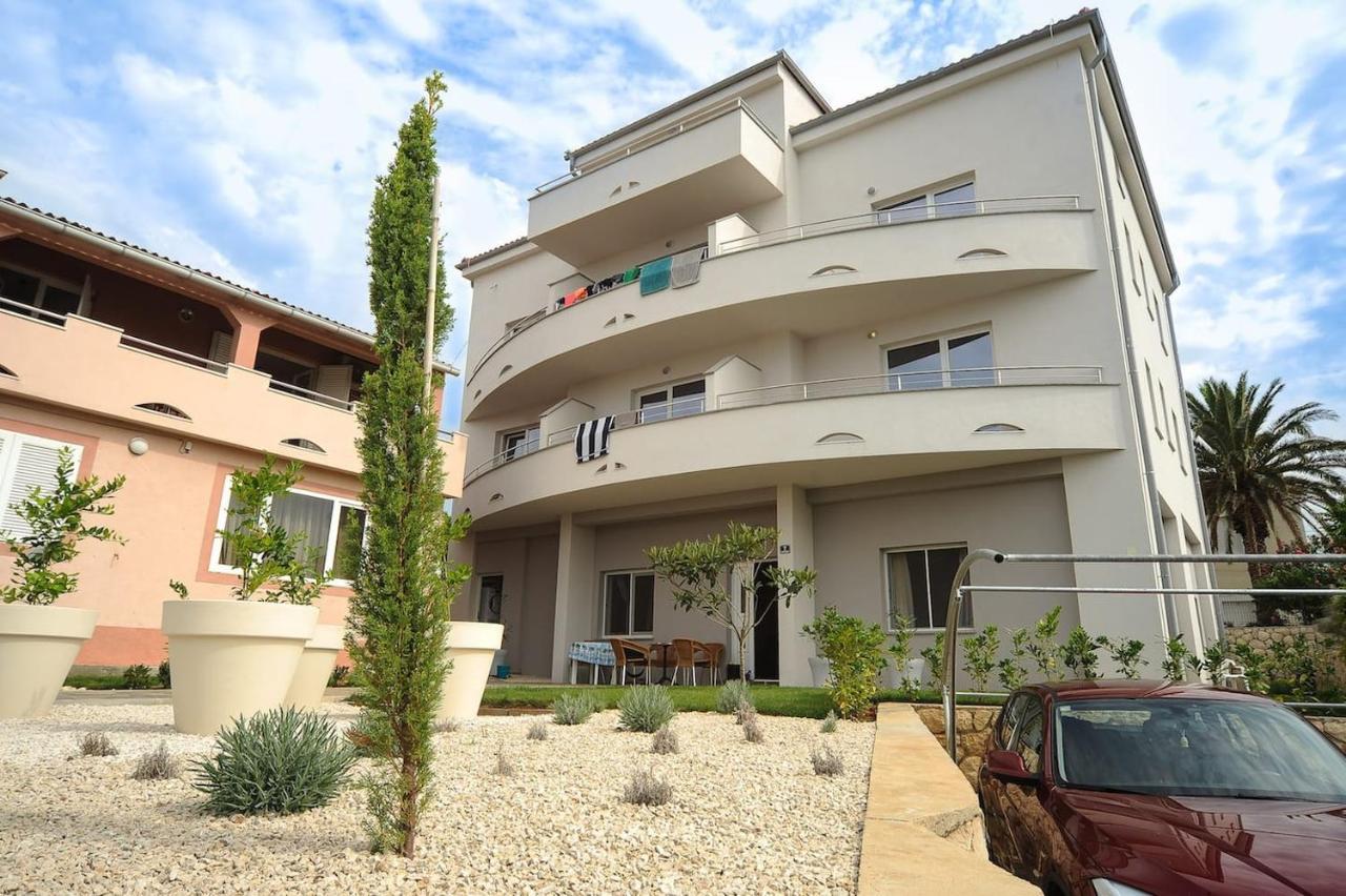 Apartment Avada Новаля Екстериор снимка