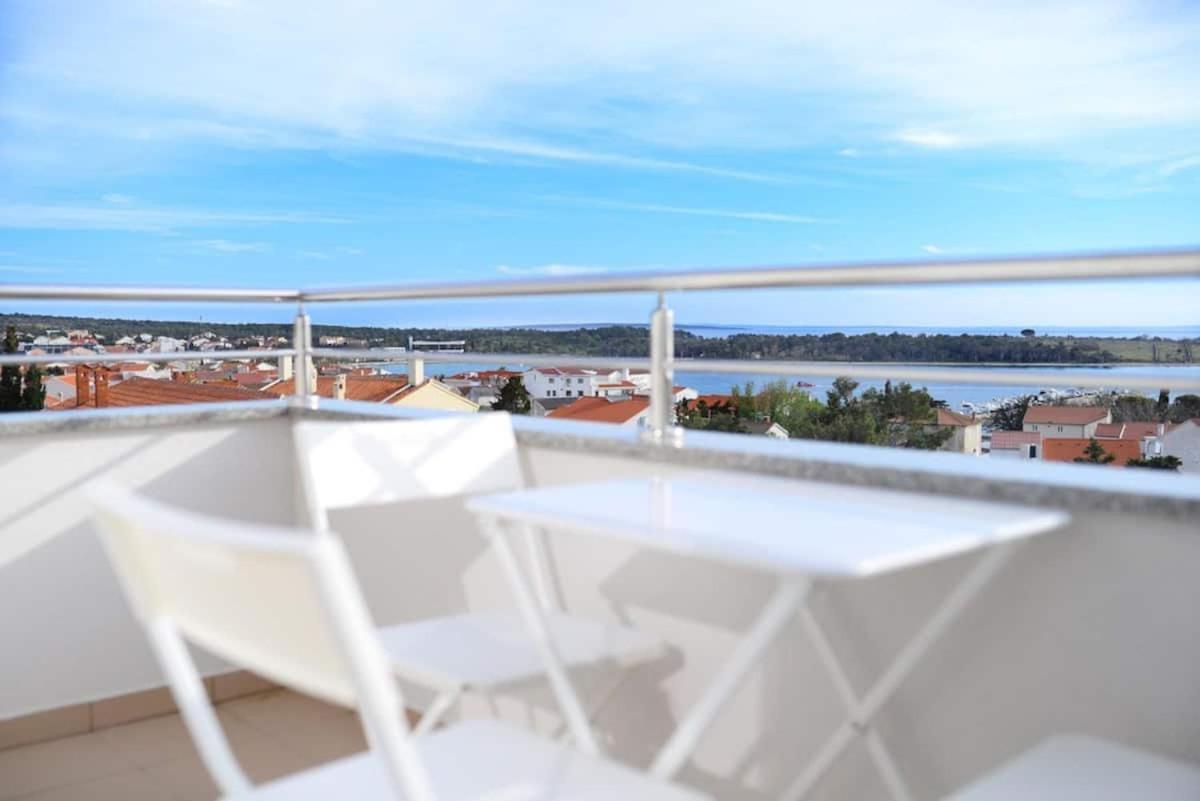 Apartment Avada Новаля Екстериор снимка